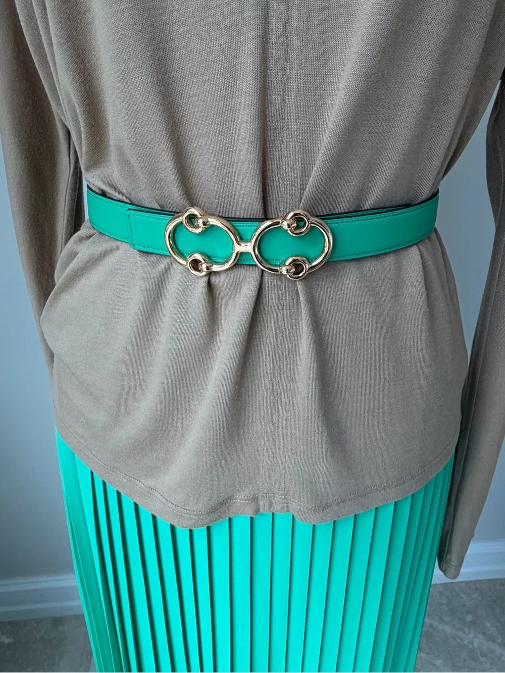 Hermes Reversible belt green/purple with rose gold buckle Size 75, pristine.